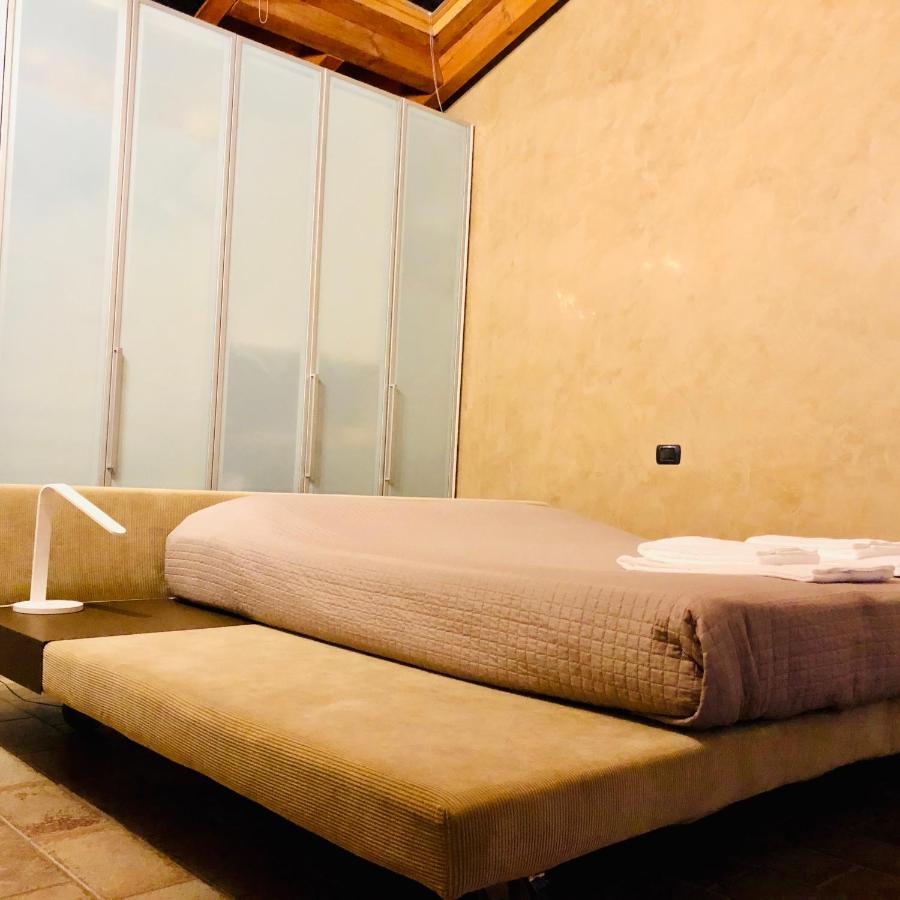 Bergamo Easy Airport Sleep&Fly Parking Daire Dış mekan fotoğraf