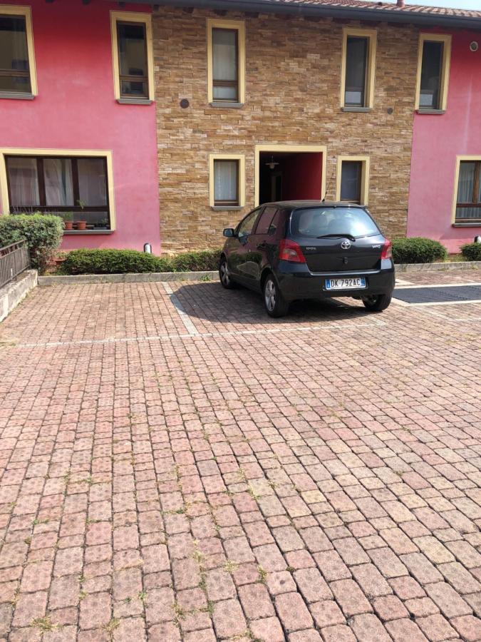 Bergamo Easy Airport Sleep&Fly Parking Daire Dış mekan fotoğraf
