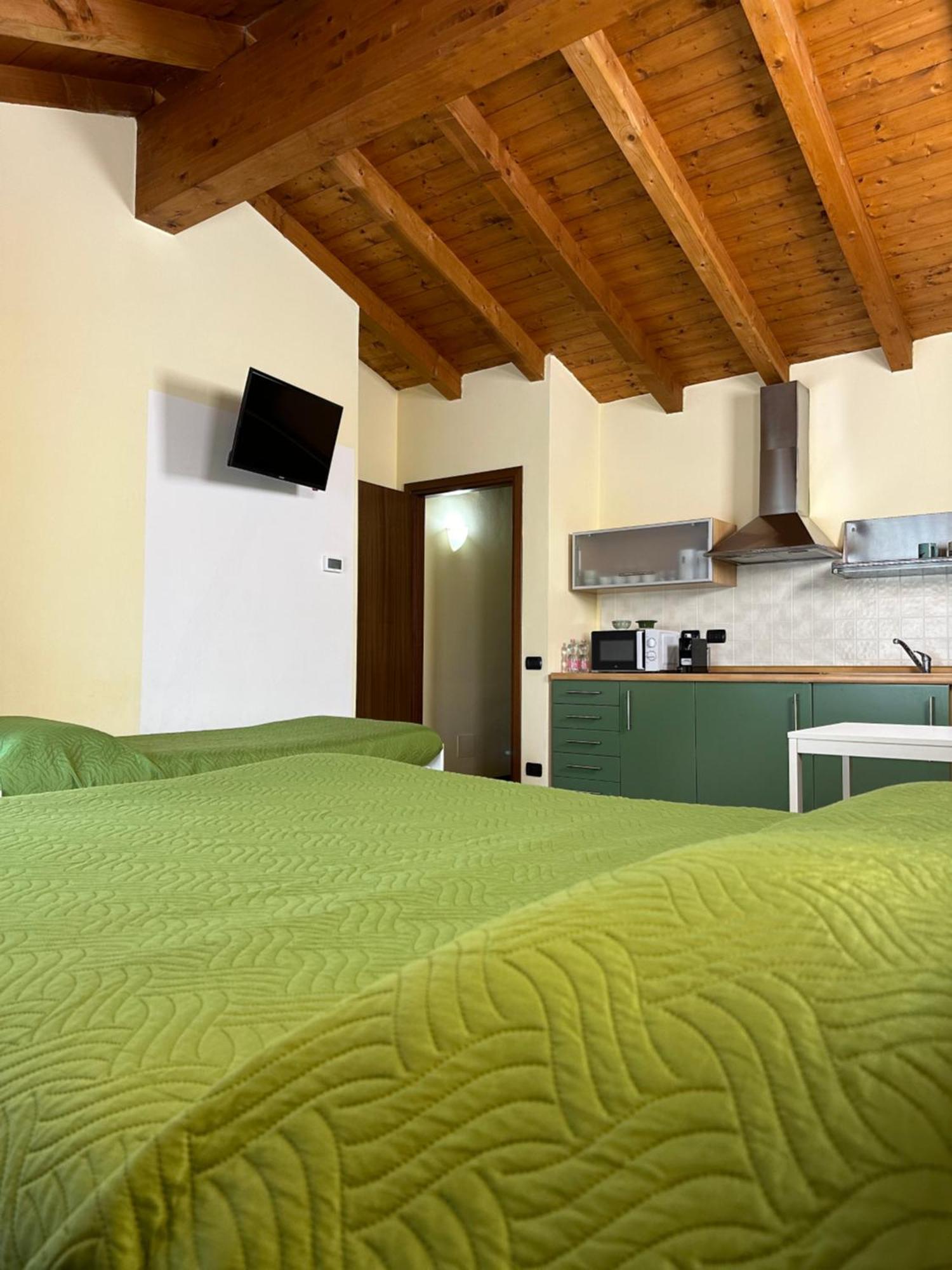 Bergamo Easy Airport Sleep&Fly Parking Daire Dış mekan fotoğraf